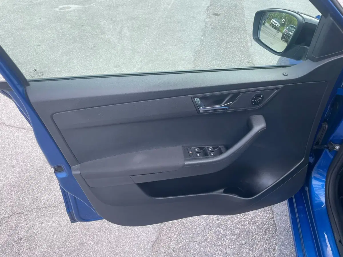 Skoda Fabia usata a Lucca (8)