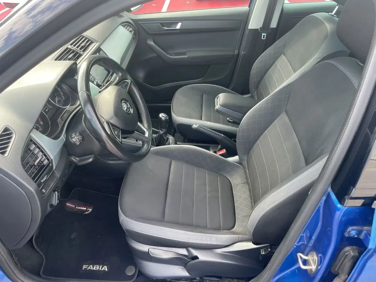 Skoda Fabia usata a Lucca (9)