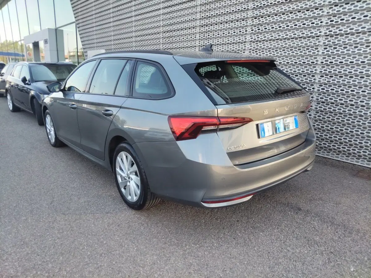 Skoda Octavia Station Wagon usata a Modena (4)