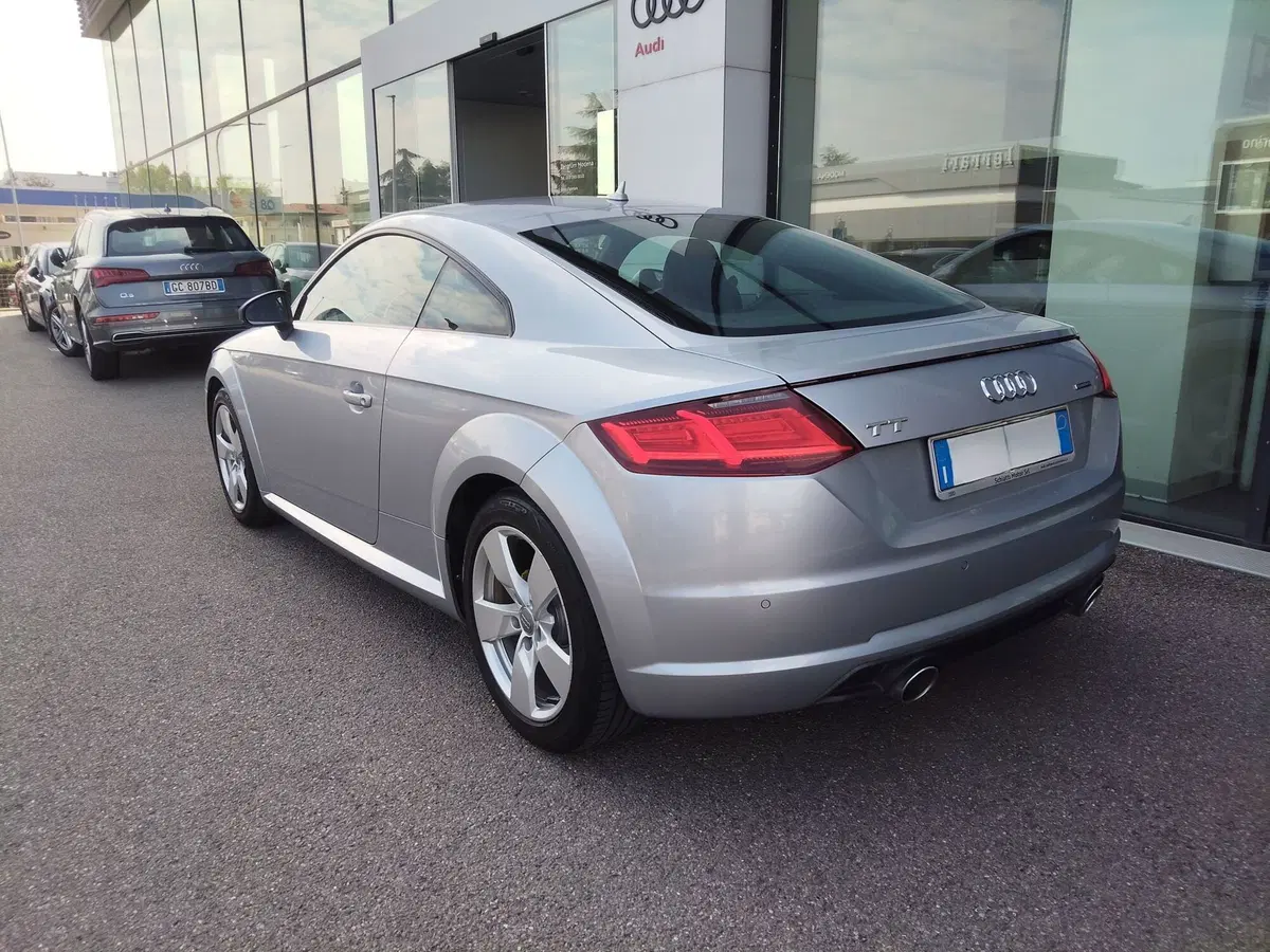 Audi TT Coupé usata a Modena (4)