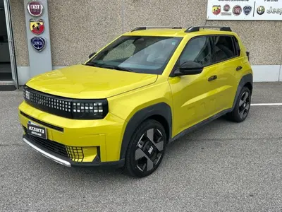 Fiat Grande Panda 44 kWh La Prima del 2025 usata a Verdello