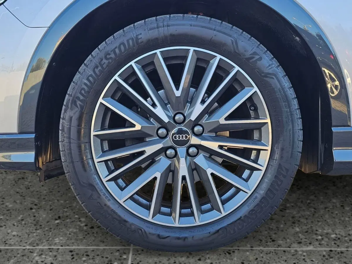 Audi Q3 Sportback usata a Bari (13)