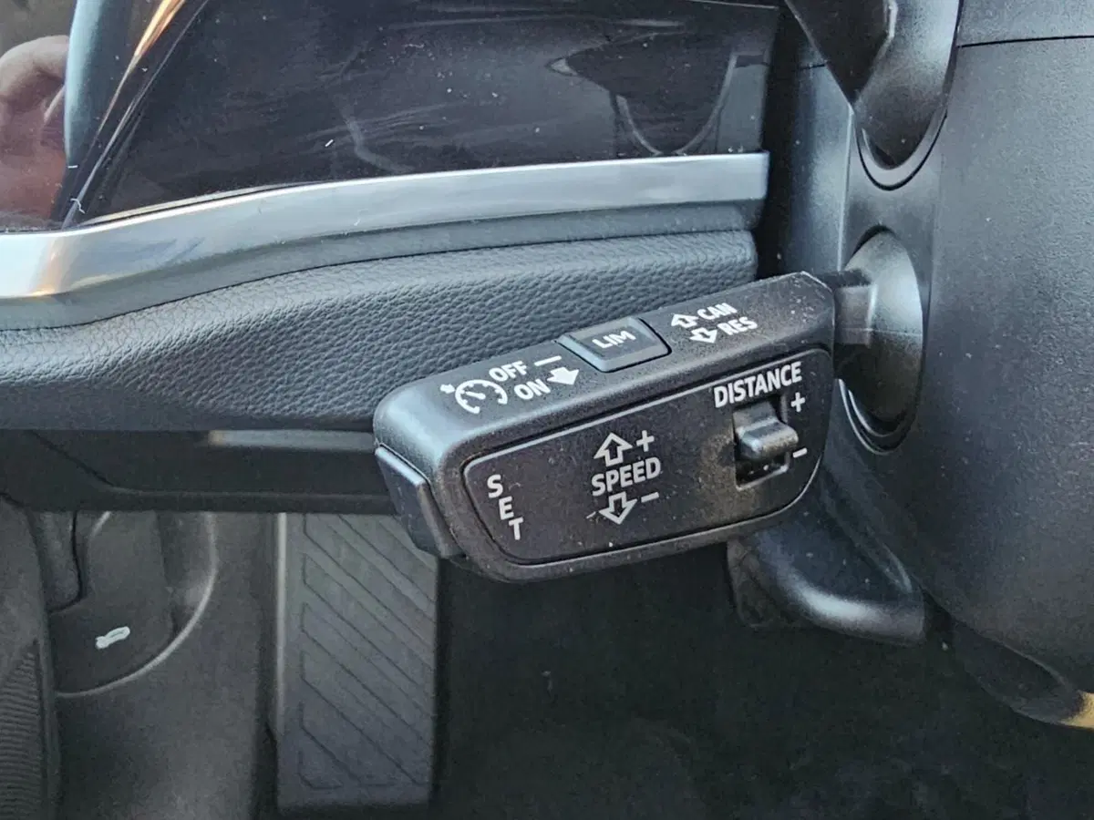 Audi Q3 Sportback usata a Bari (16)