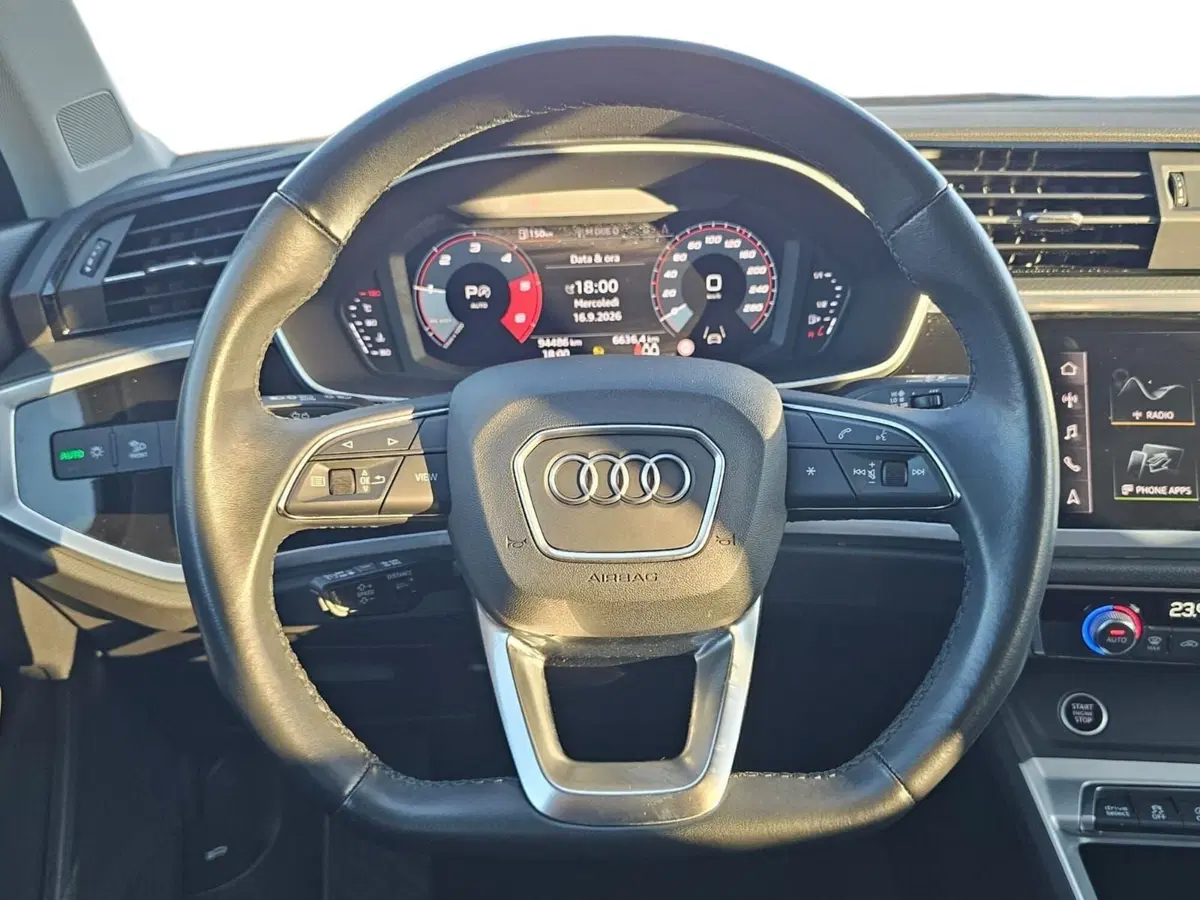 Audi Q3 Sportback usata a Bari (3)