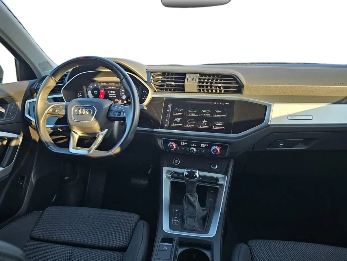 Audi Q3 Sportback usata a Bari (4)