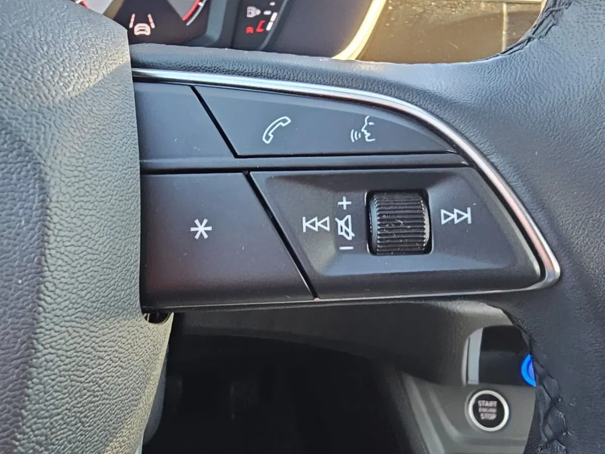 Audi Q3 Sportback usata a Bari (7)