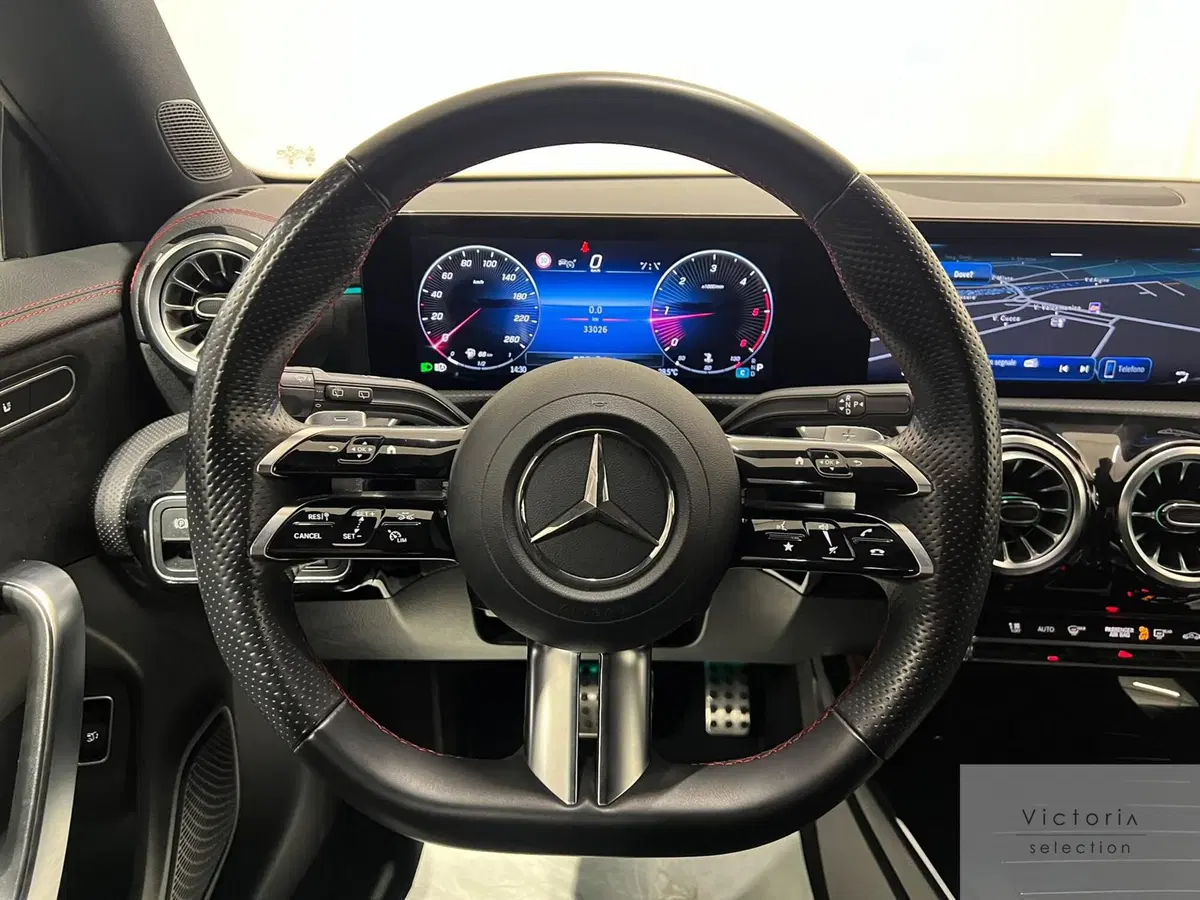 Mercedes-Benz CLA Shooting Brake usata a Brescia (11)