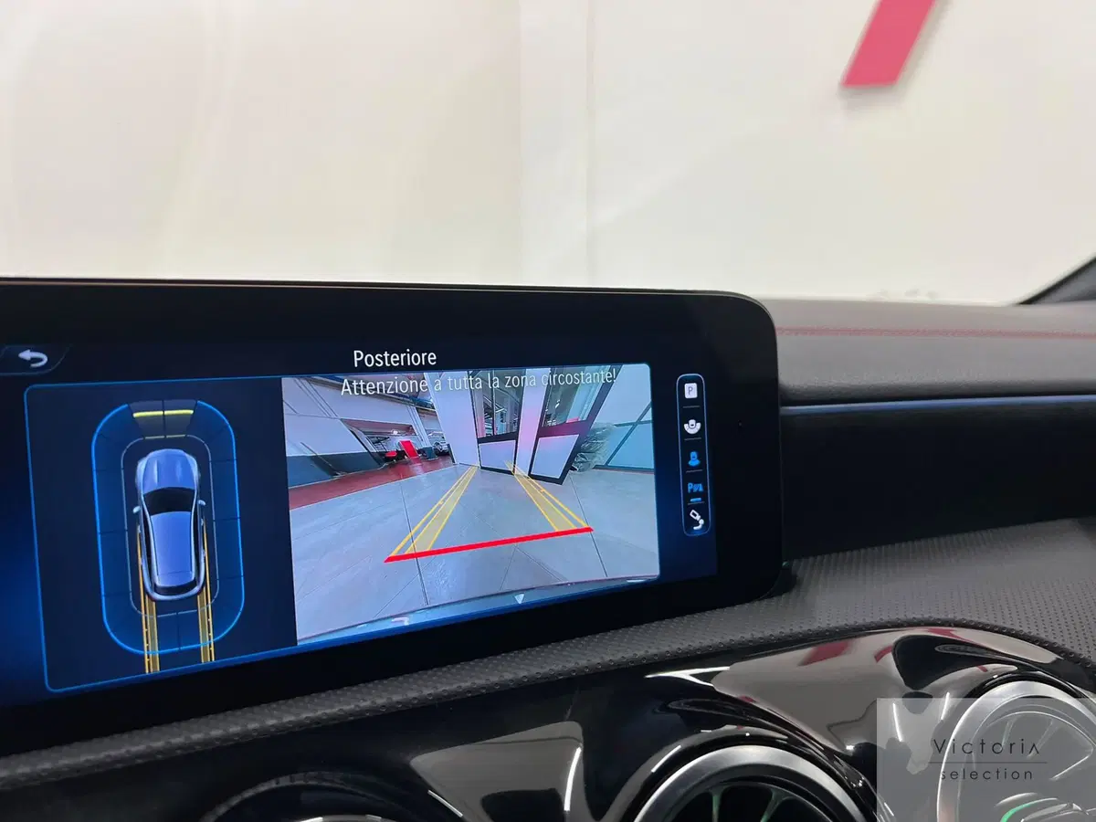 Mercedes-Benz CLA Shooting Brake usata a Brescia (13)