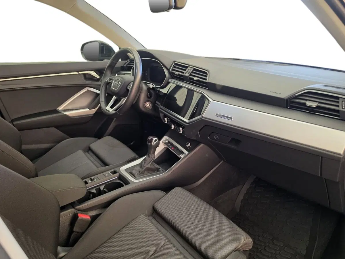Audi Q3 usata a Bari (15)