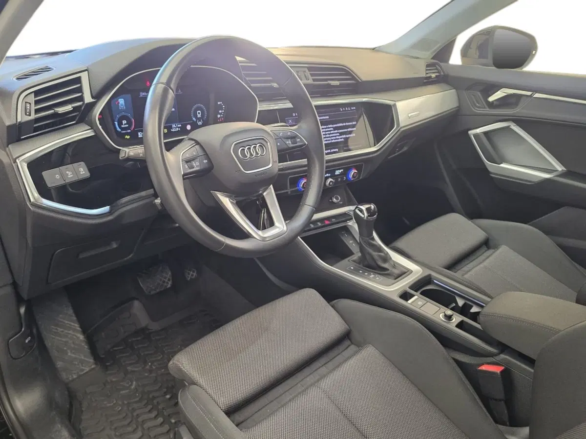 Audi Q3 usata a Bari (4)