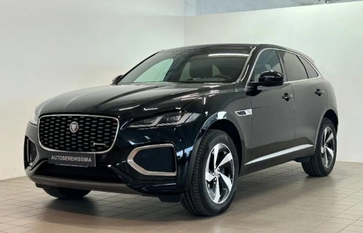 Jaguar F-Pace usata a Venezia