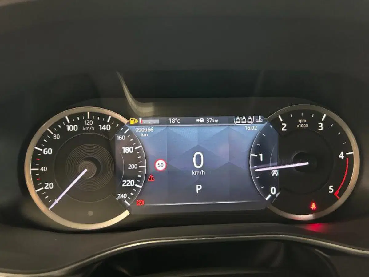 Jaguar F-Pace usata a Venezia (18)