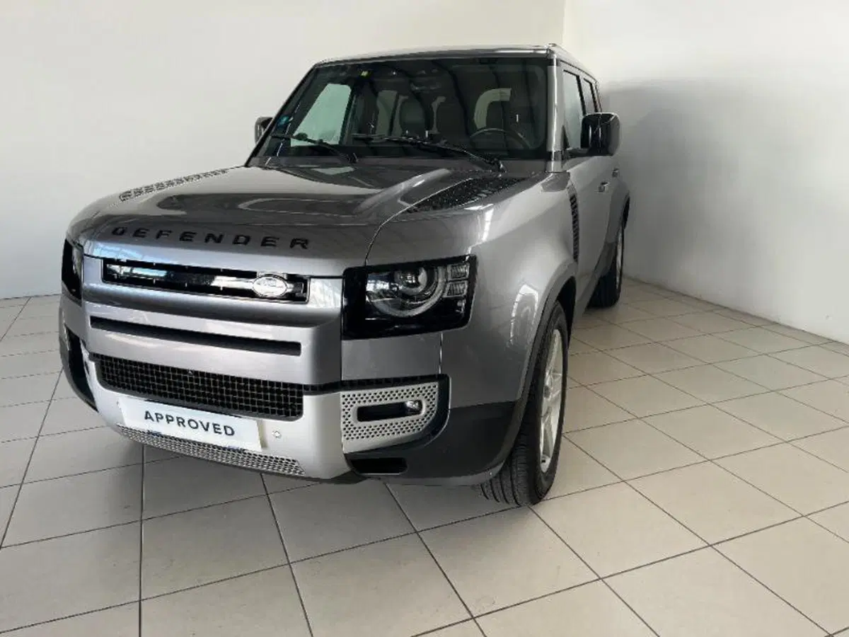 Land Rover Defender usata a Venezia