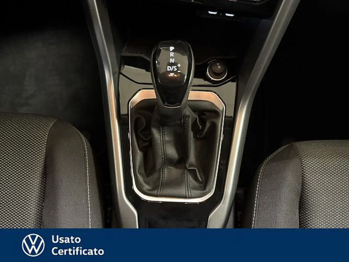 Volkswagen T-Roc usata a Vicenza (11)