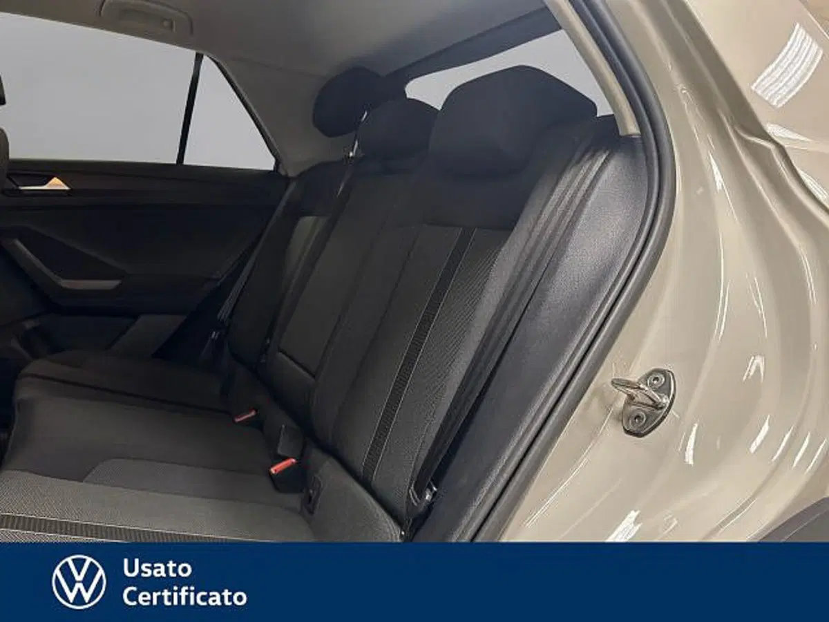 Volkswagen T-Roc usata a Vicenza (12)