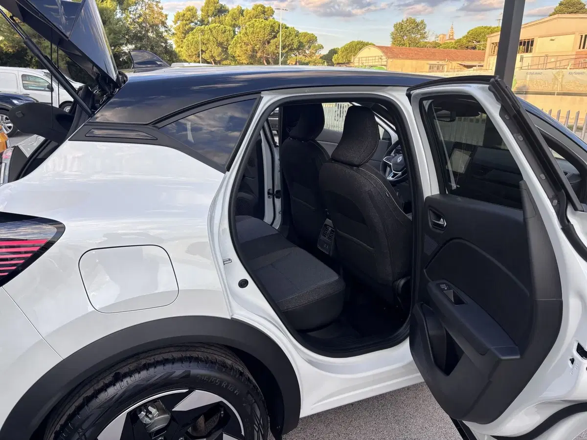 Renault Captur nuova a Ancona (12)