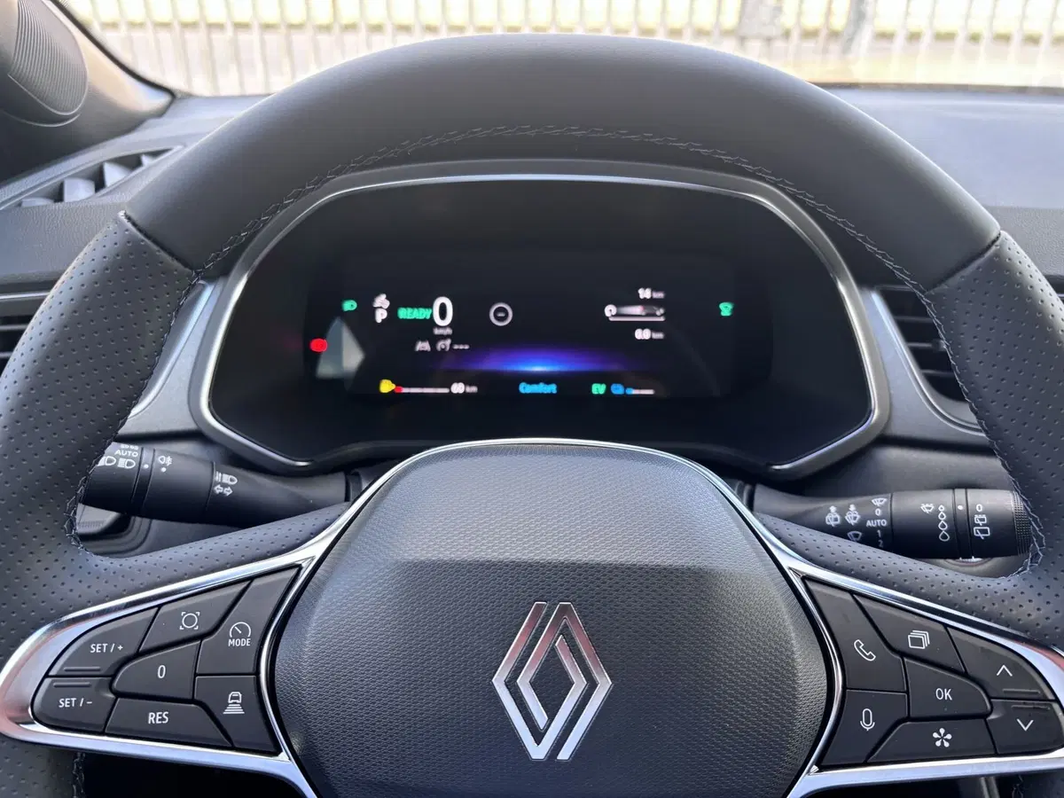 Renault Captur nuova a Ancona (16)
