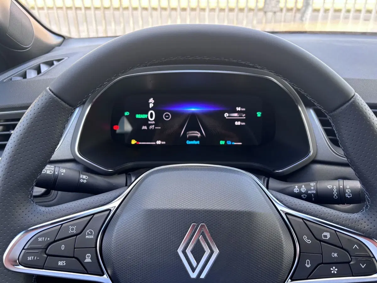 Renault Captur nuova a Ancona (17)