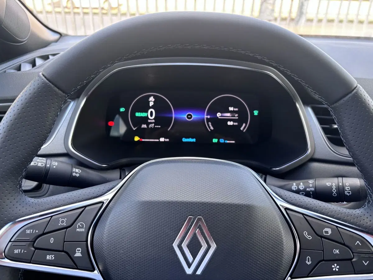 Renault Captur nuova a Ancona (18)