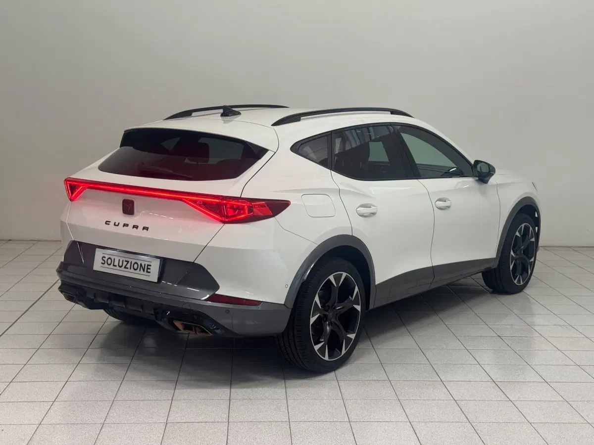 Cupra Formentor usata a Novara (2)