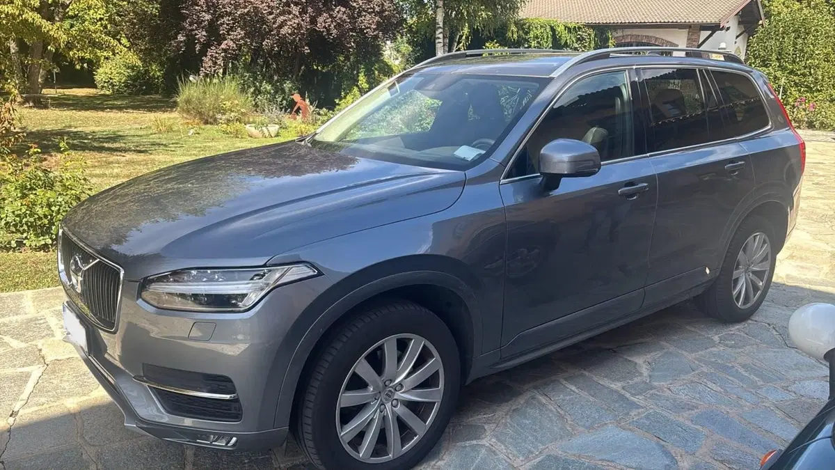 Volvo XC90 usata a Cuneo
