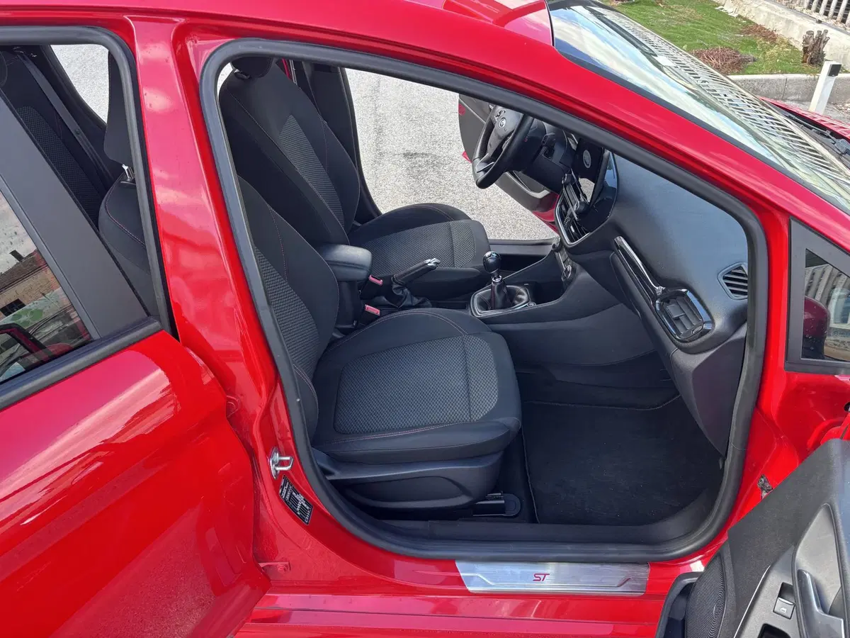 Ford Fiesta usata a Ancona (13)
