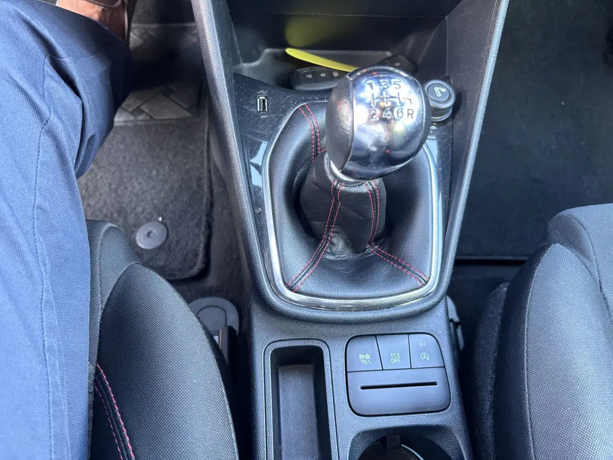 Ford Fiesta usata a Ancona (17)