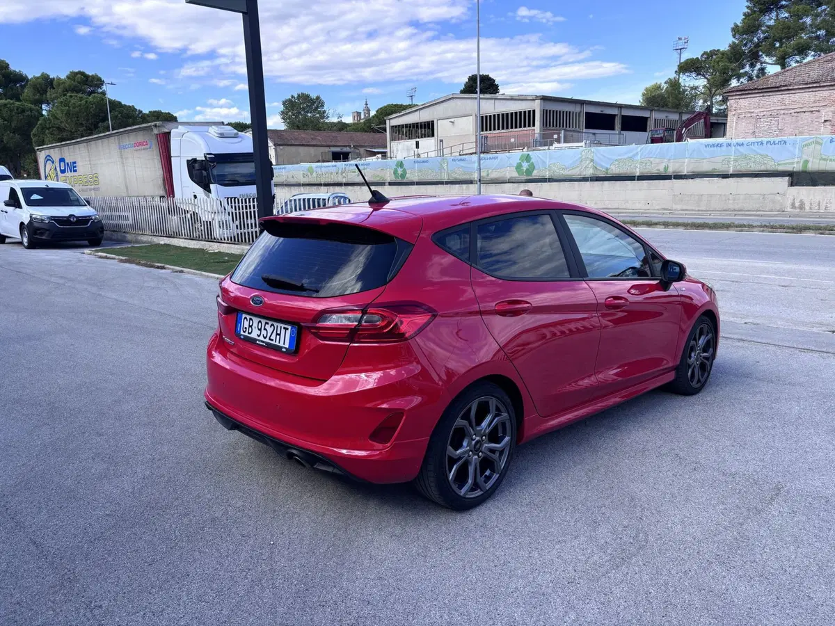 Ford Fiesta usata a Ancona (5)