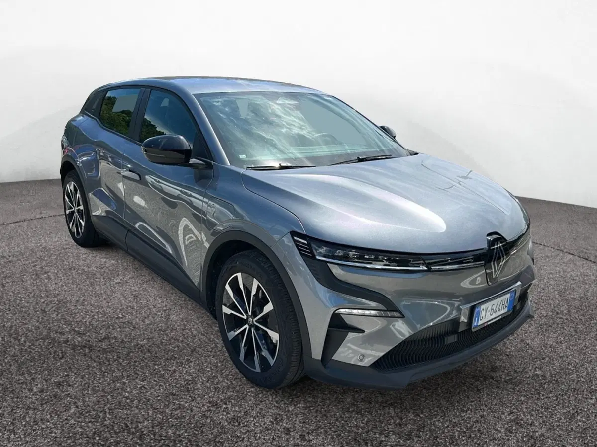 Renault Megane E-Tech Electric usata a Latina (2)