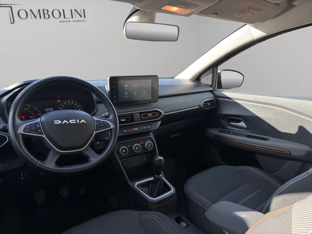 Dacia Sandero usata a Perugia (9)