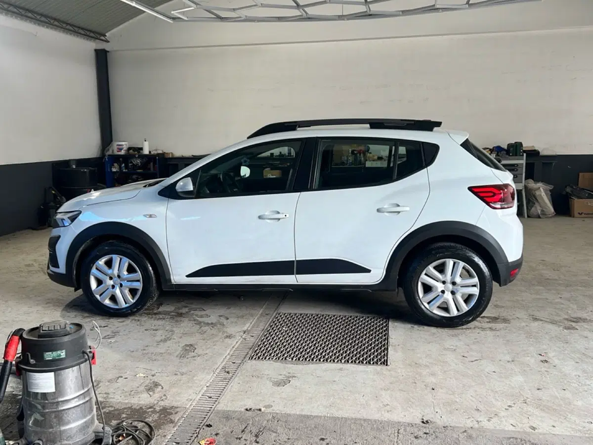 Dacia Sandero usata a Roma (2)
