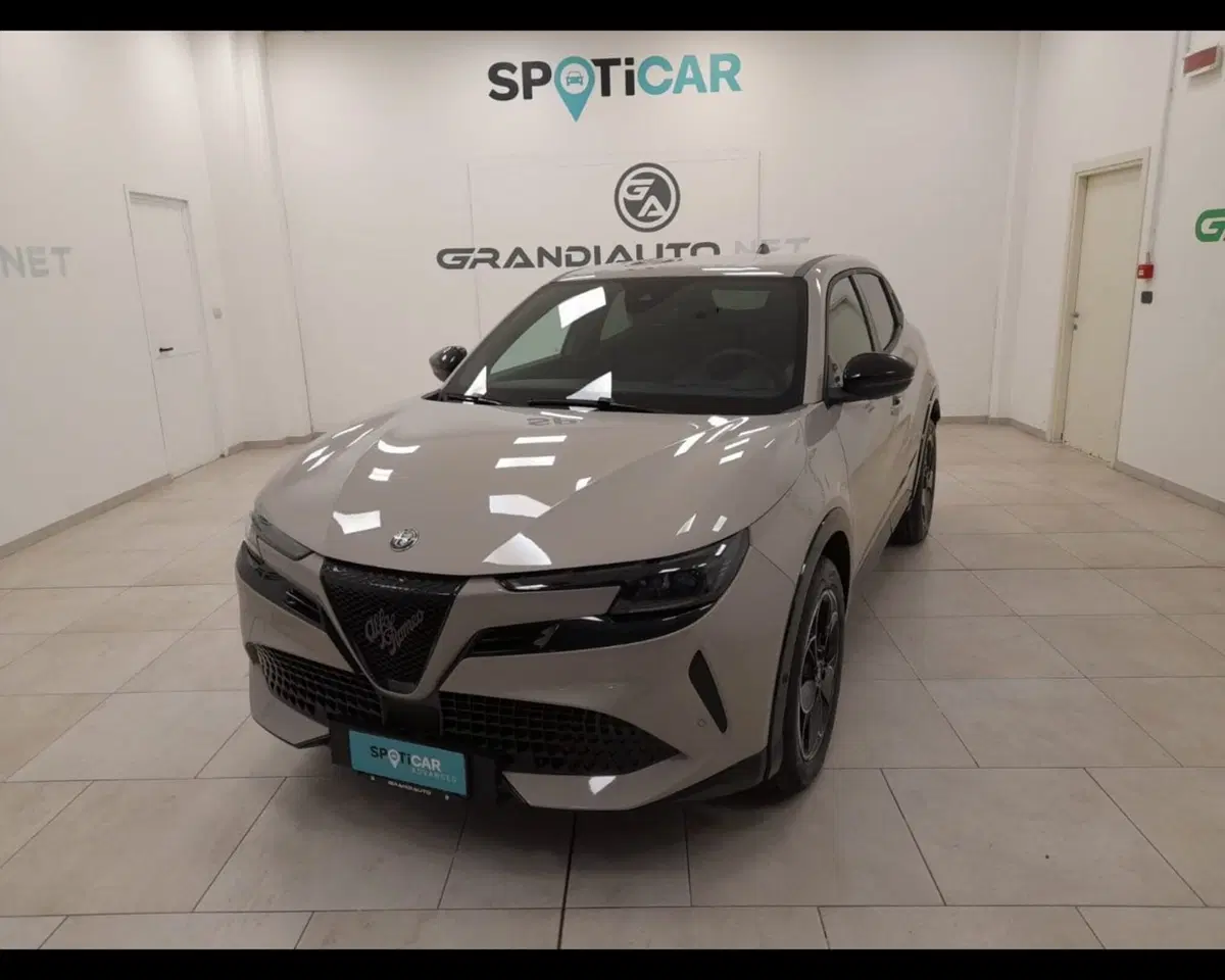 Alfa Romeo Junior nuova a Imperia