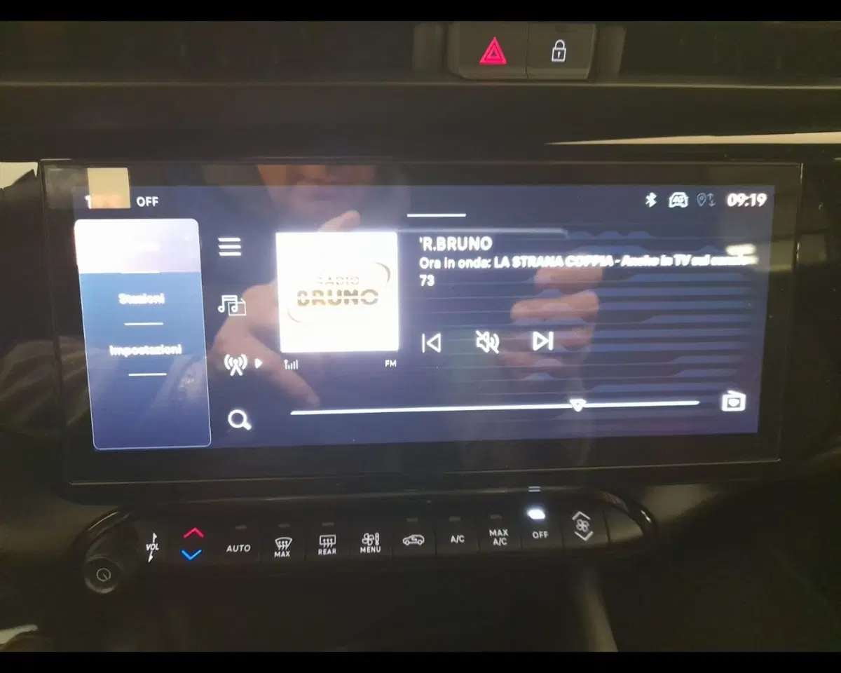 Alfa Romeo Junior nuova a Imperia (11)