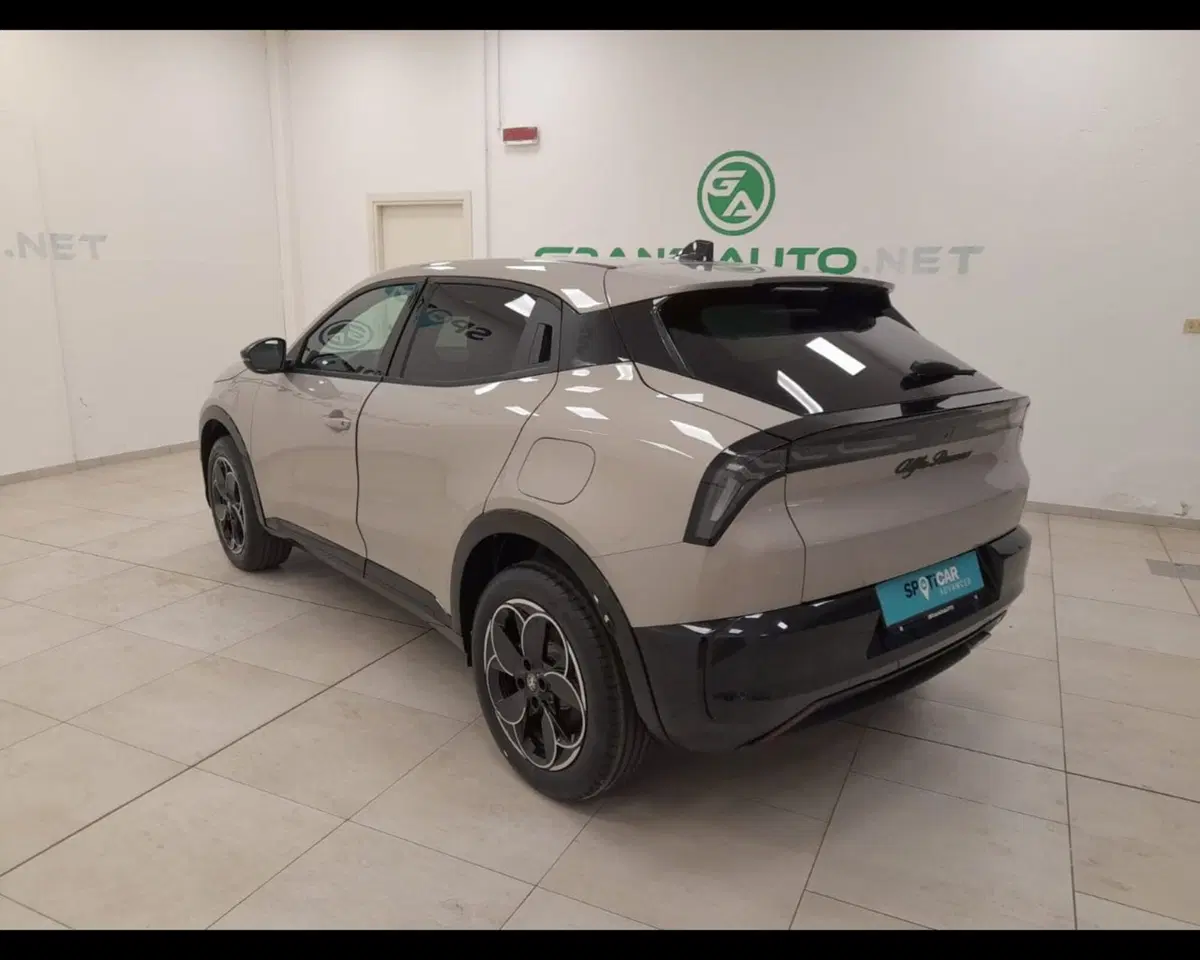 Alfa Romeo Junior nuova a Imperia (3)
