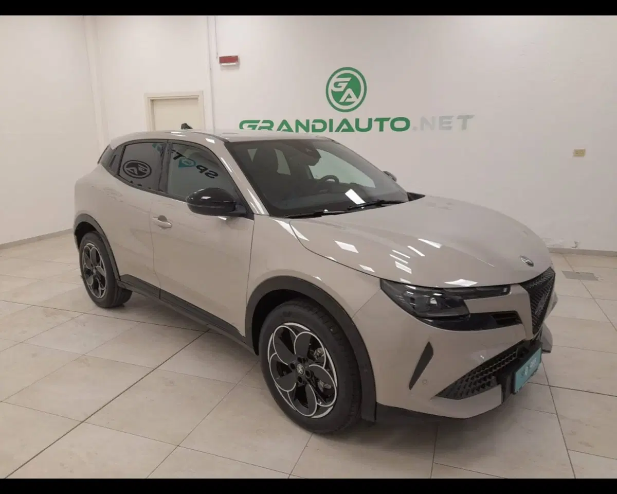 Alfa Romeo Junior nuova a Imperia (6)