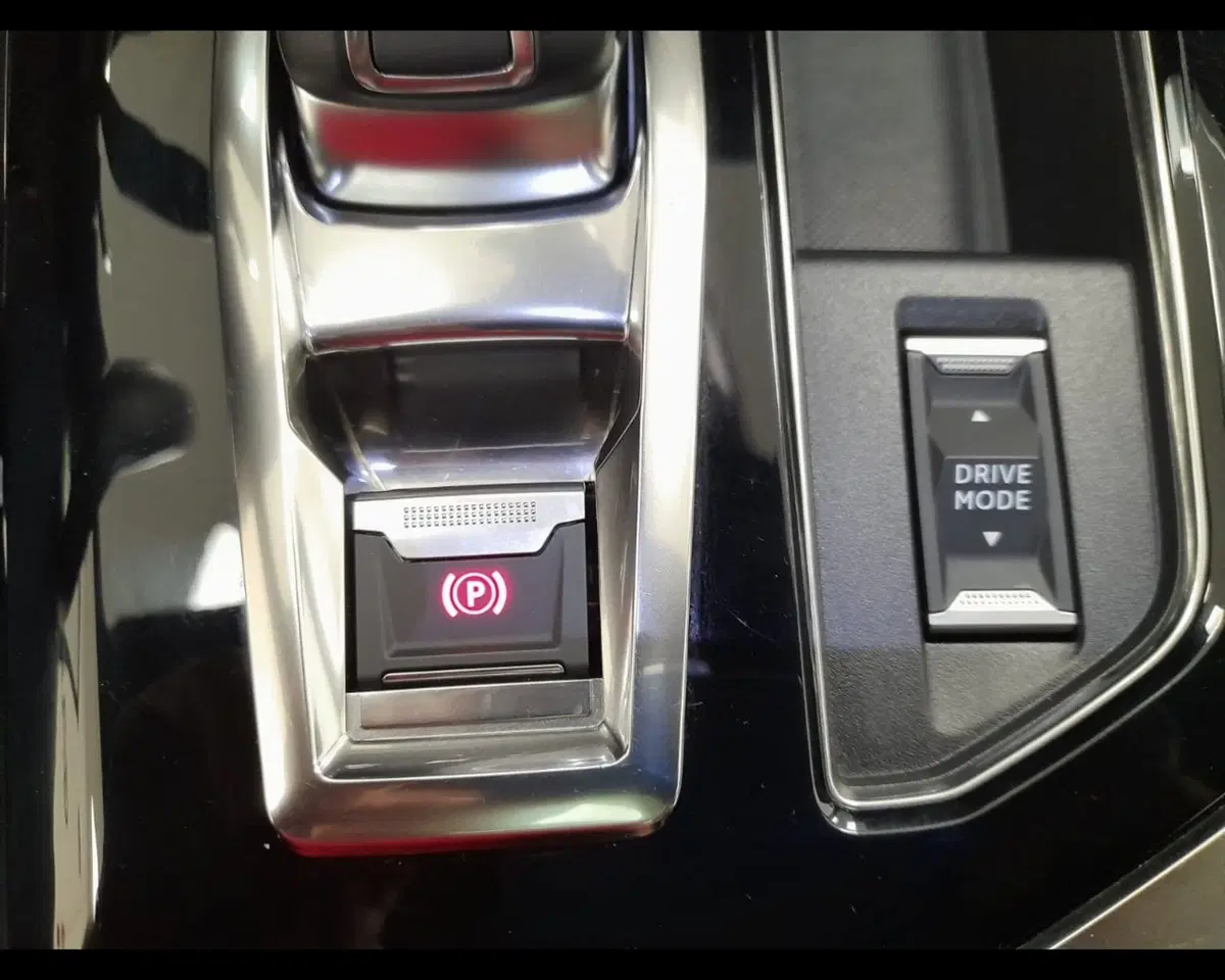 Peugeot 5008 usata a Alessandria (17)