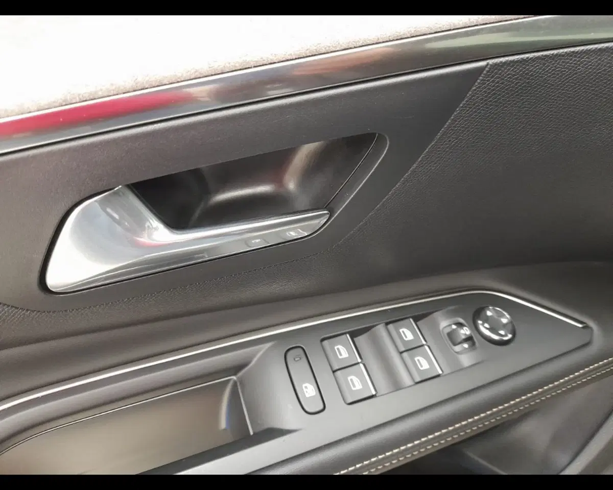 Peugeot 5008 usata a Alessandria (19)