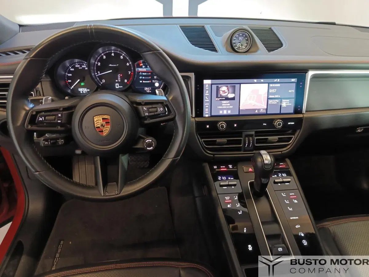 Porsche Macan usata a Varese (16)
