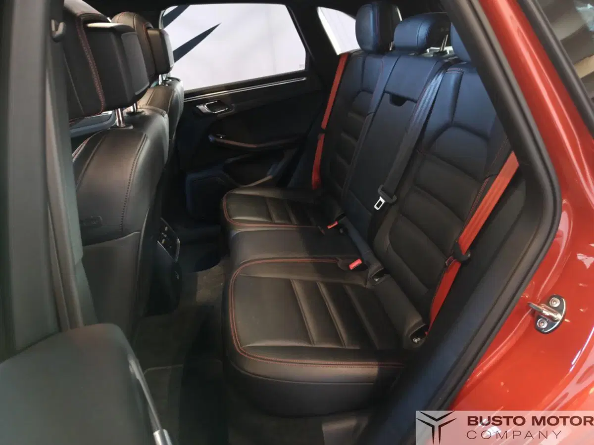 Porsche Macan usata a Varese (9)