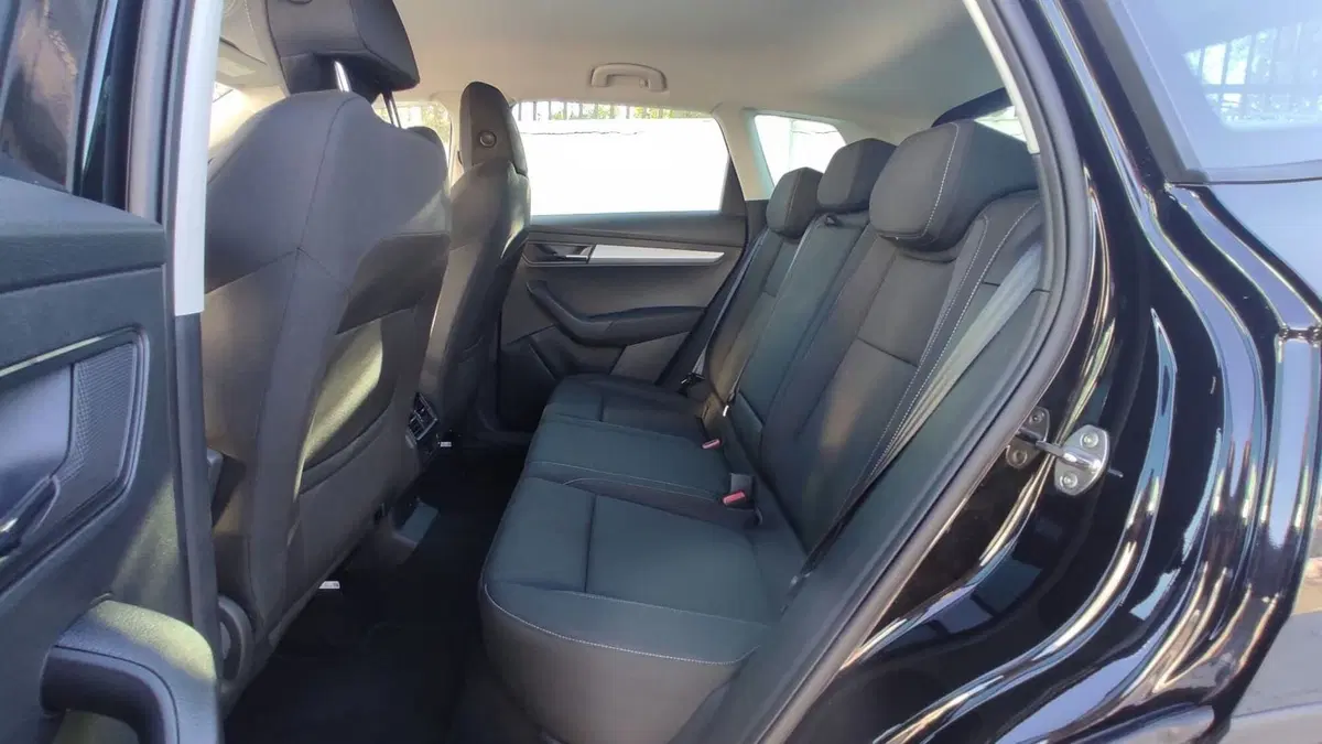 Skoda Karoq usata a Taranto (10)