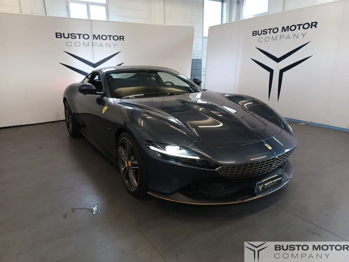 Ferrari Roma Spider usata a Varese