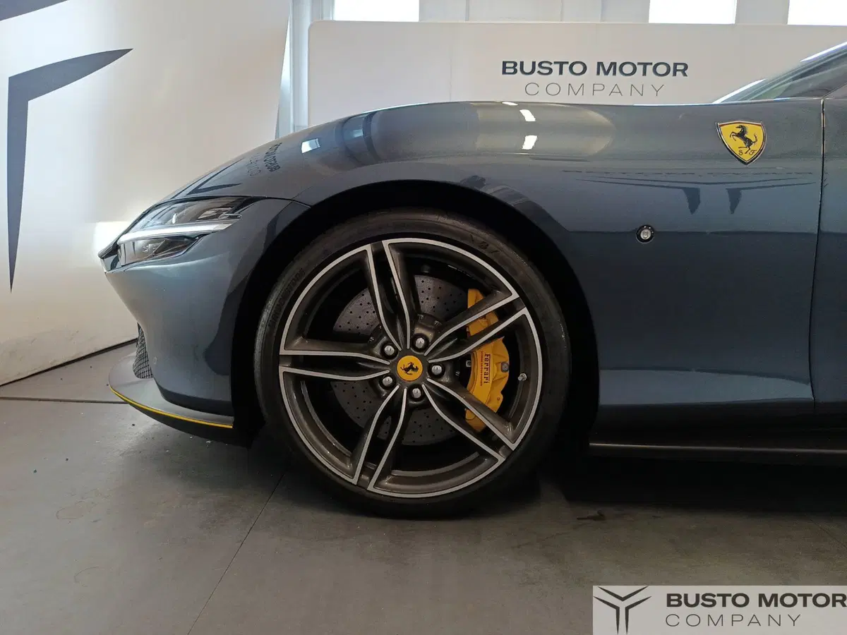 Ferrari Roma Spider usata a Varese (8)