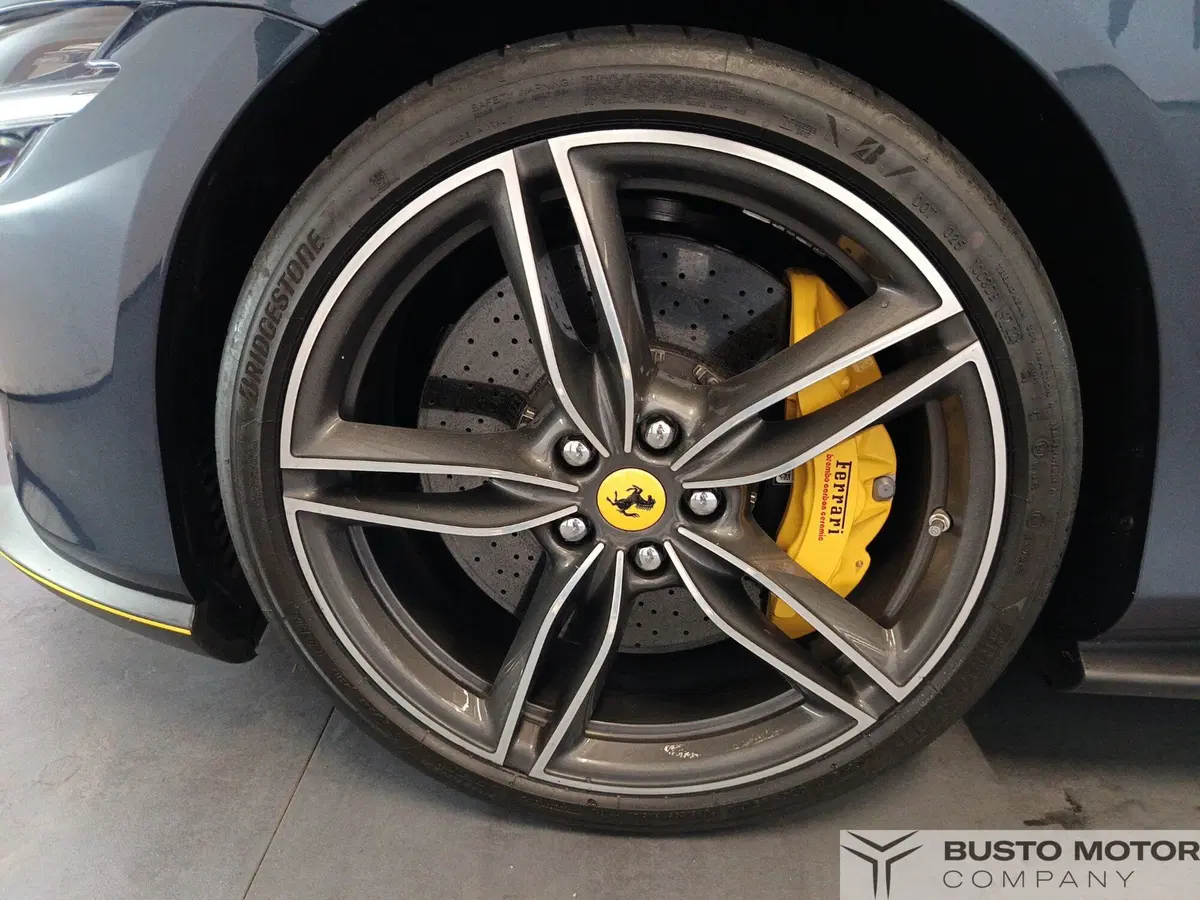 Ferrari Roma Spider usata a Varese (9)