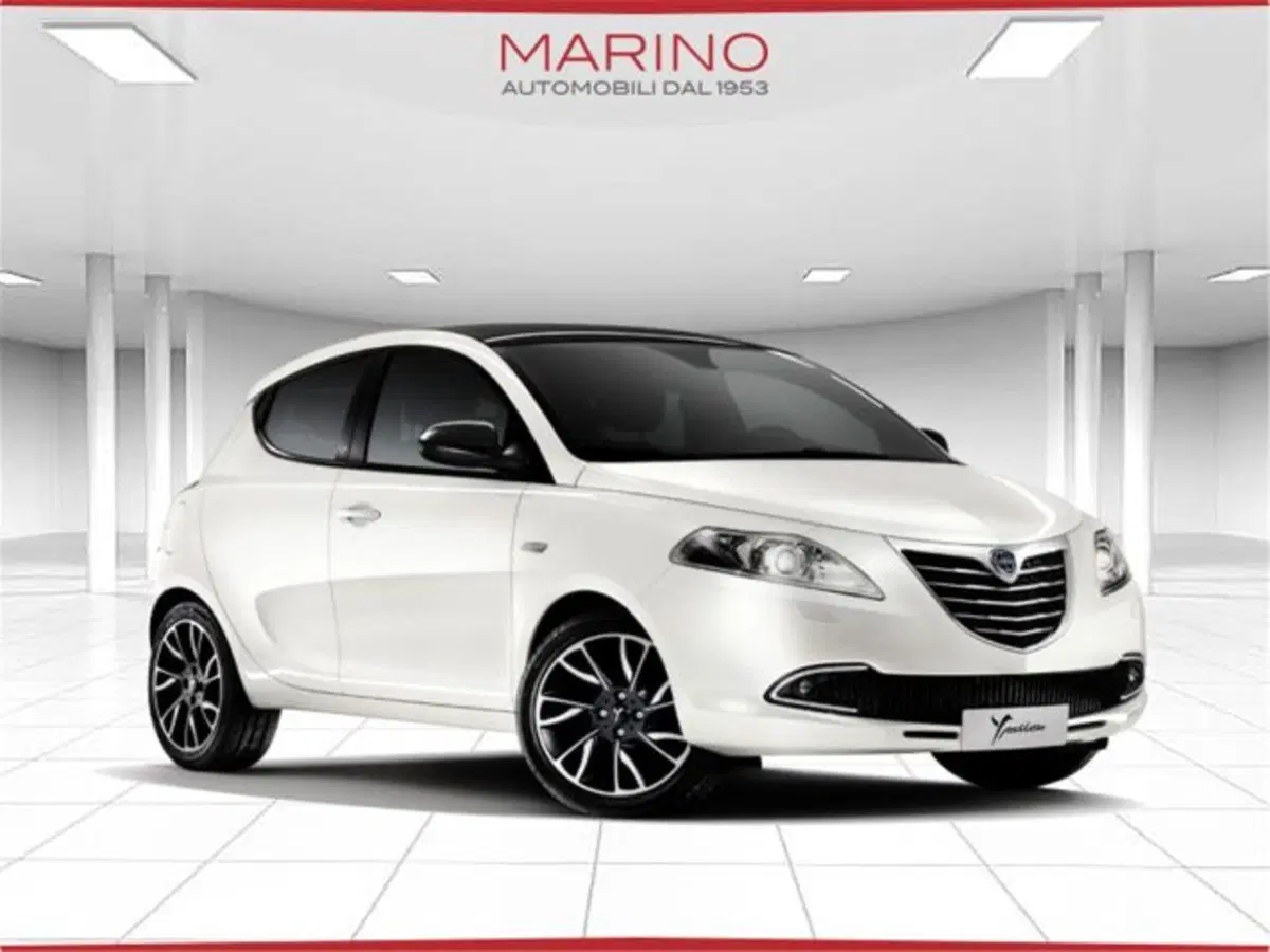 Lancia Ypsilon usata a Bari