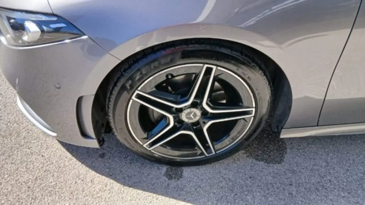 Mercedes-Benz Classe A Sedan usata a Potenza (4)