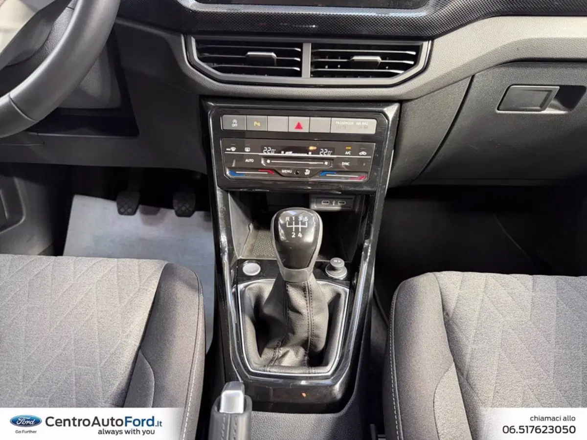 Volkswagen T-Cross usata a Roma (11)