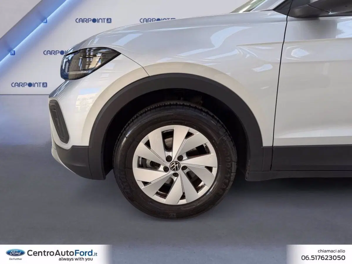 Volkswagen T-Cross usata a Roma (14)