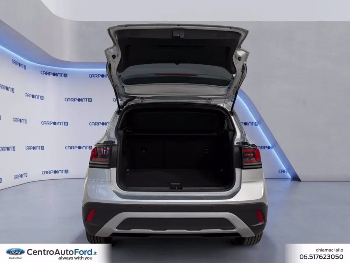 Volkswagen T-Cross usata a Roma (17)