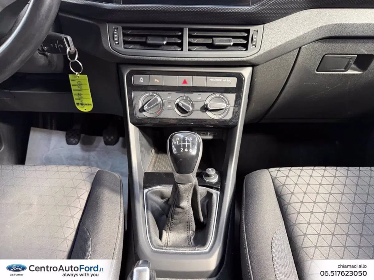 Volkswagen T-Cross usata a Roma (11)