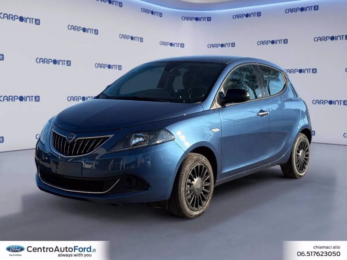 Lancia Ypsilon usata a Roma
